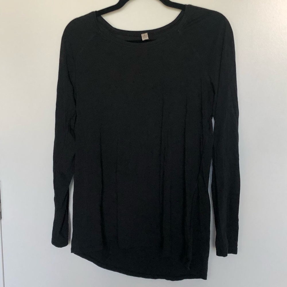 Lululemon lightweight long sleeve tee